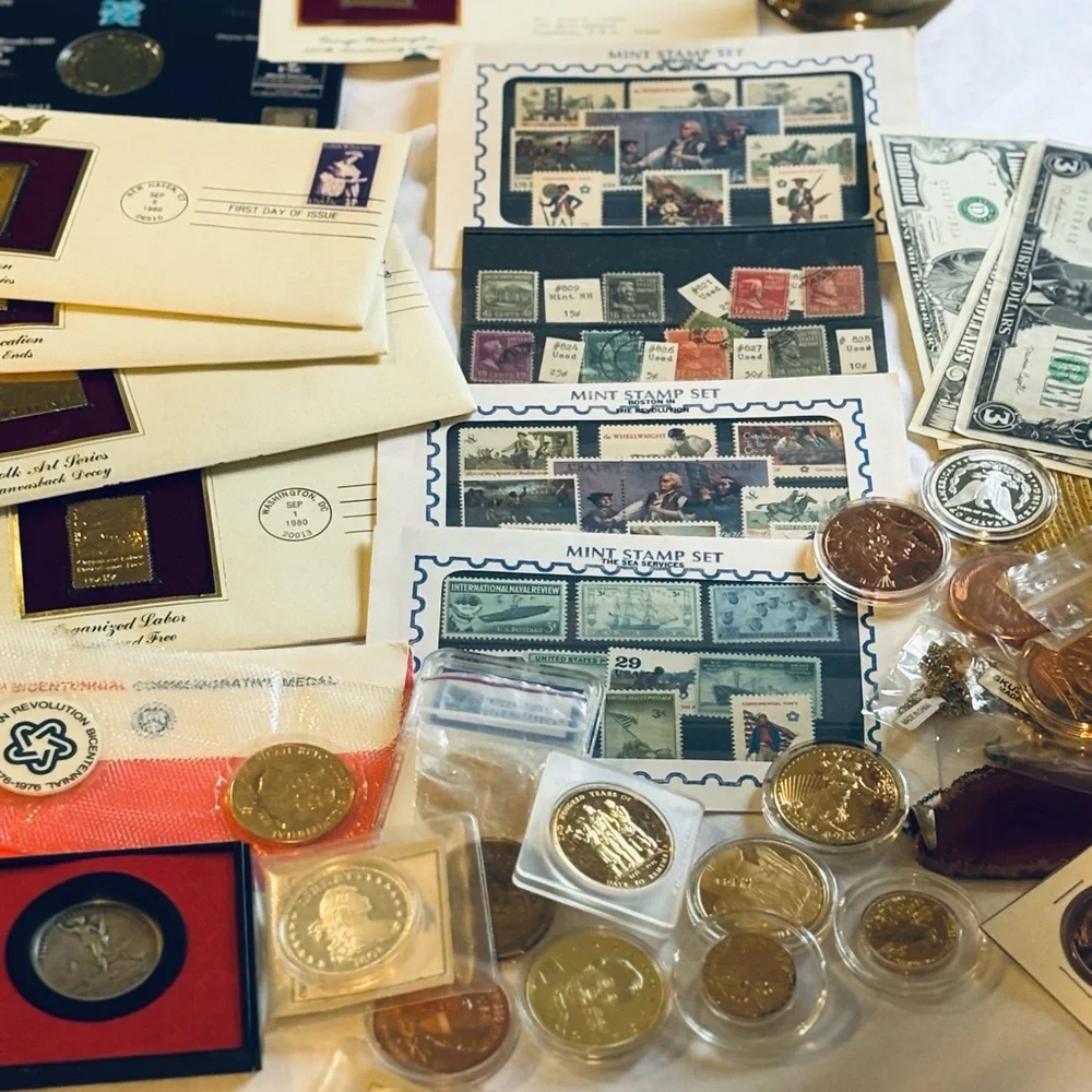 Assorted Coin and Stamp Collection - Picture 8 of 9